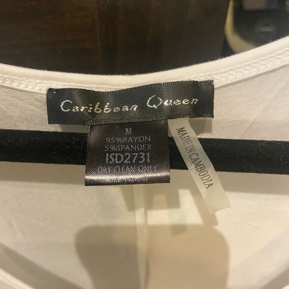 Wrap V neck Tank - Picture 2 of 3